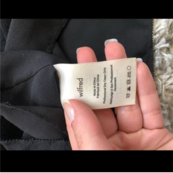 Wilfred "Rians" Blouse 100% Silk - Picture 9 of 12